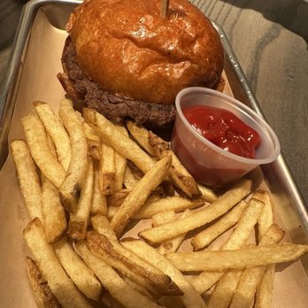 Hopdoddy Burger Bar - Burger and fries - Burgers Near Me - McKinney, Texas Hopdoddy Burger Bar - Burger and fries - Burgers Near Me - McKinney, Texas