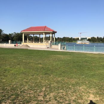 City Park - The pond and fountain - Parks Near Me - Denver, Colorado City Park - The pond and fountain - Parks Near Me - Denver, Colorado