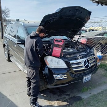 Ed's Express Roadside Assistance - Jump Starts - Roadside Assistance Near Me - Bakersfield, California Ed's Express Roadside Assistance - Jump Starts - Roadside Assistance Near Me - Bakersfield, California