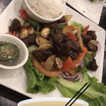 Mai's Restaurant - Vietnamese Near Me - Houston, Texas