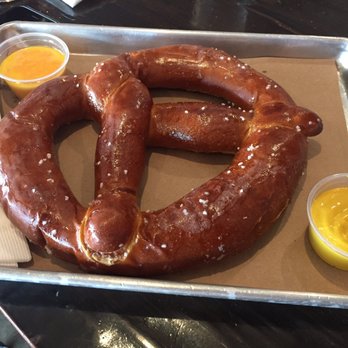Hermosa Brewing - Pretzel - Brewpubs Near Me - Hermosa Beach, California