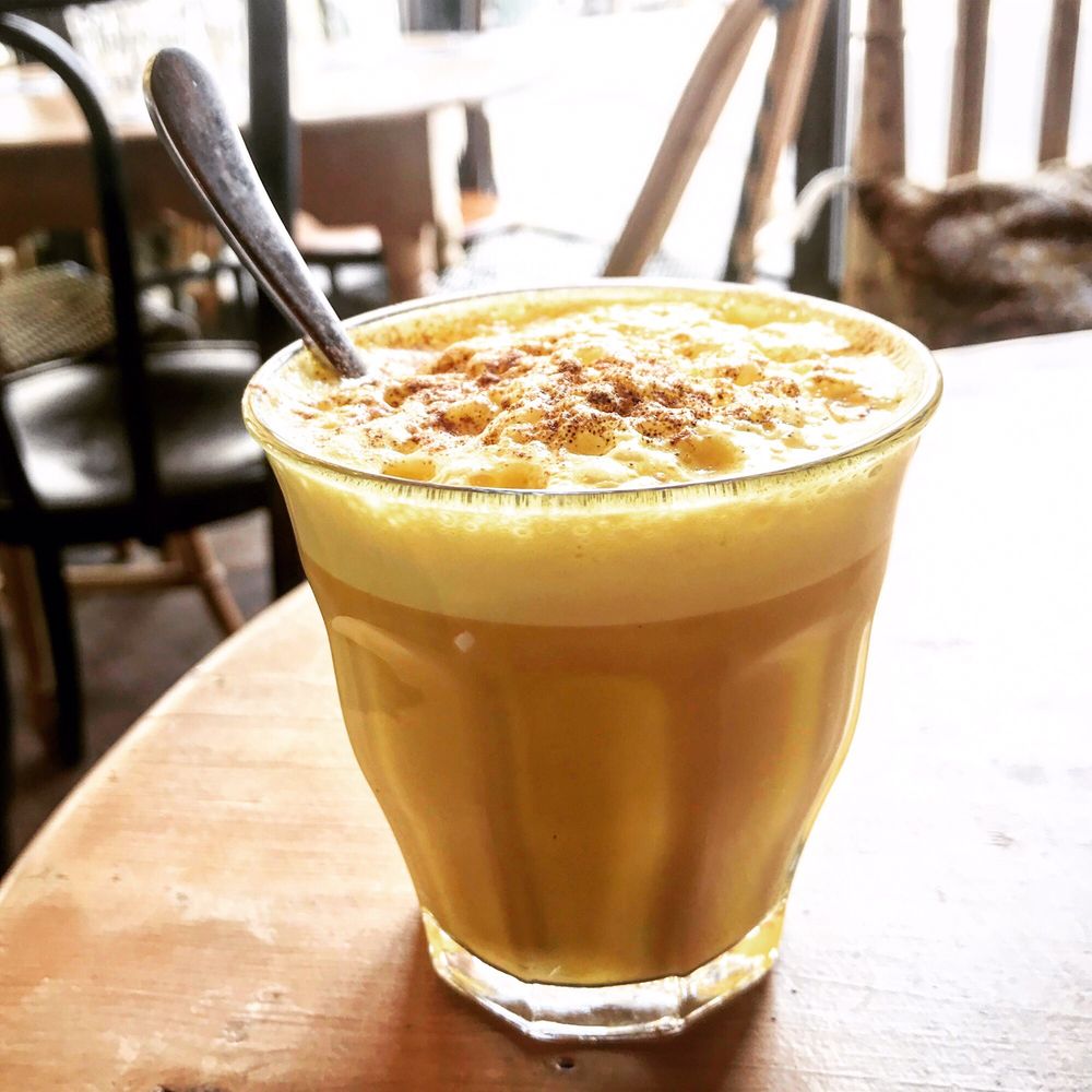 Café Bohème - Golden latte - French Near Me - Paris, 75 Café Bohème - Golden latte - French Near Me - Paris, 75