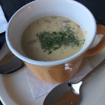 Nicks Beachside Grille - Seafood Chowder - Sandwiches Near Me - York, Maine