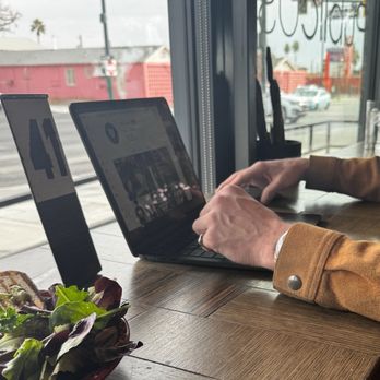 PublicUs - Delicious salad, fresh bread and some internet browsing - Coffee & Tea Near Me - Las Vegas, Nevada PublicUs - Delicious salad, fresh bread and some internet browsing - Coffee & Tea Near Me - Las Vegas, Nevada