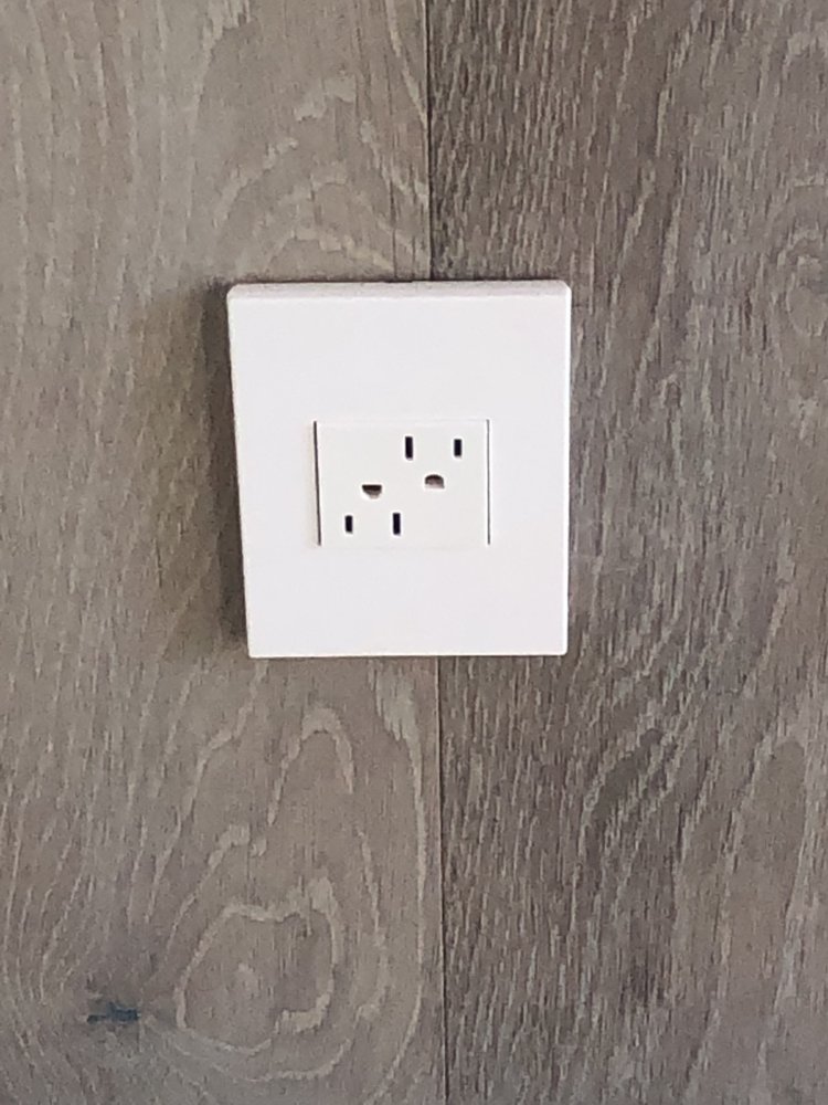 Slide of Earnest Neighborhood Electricians