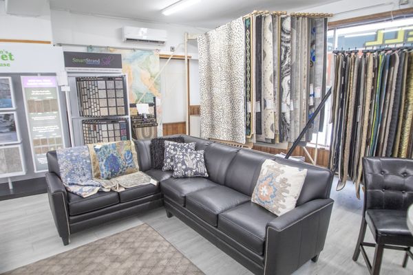 Waxman’s Carpet & Rugs by null