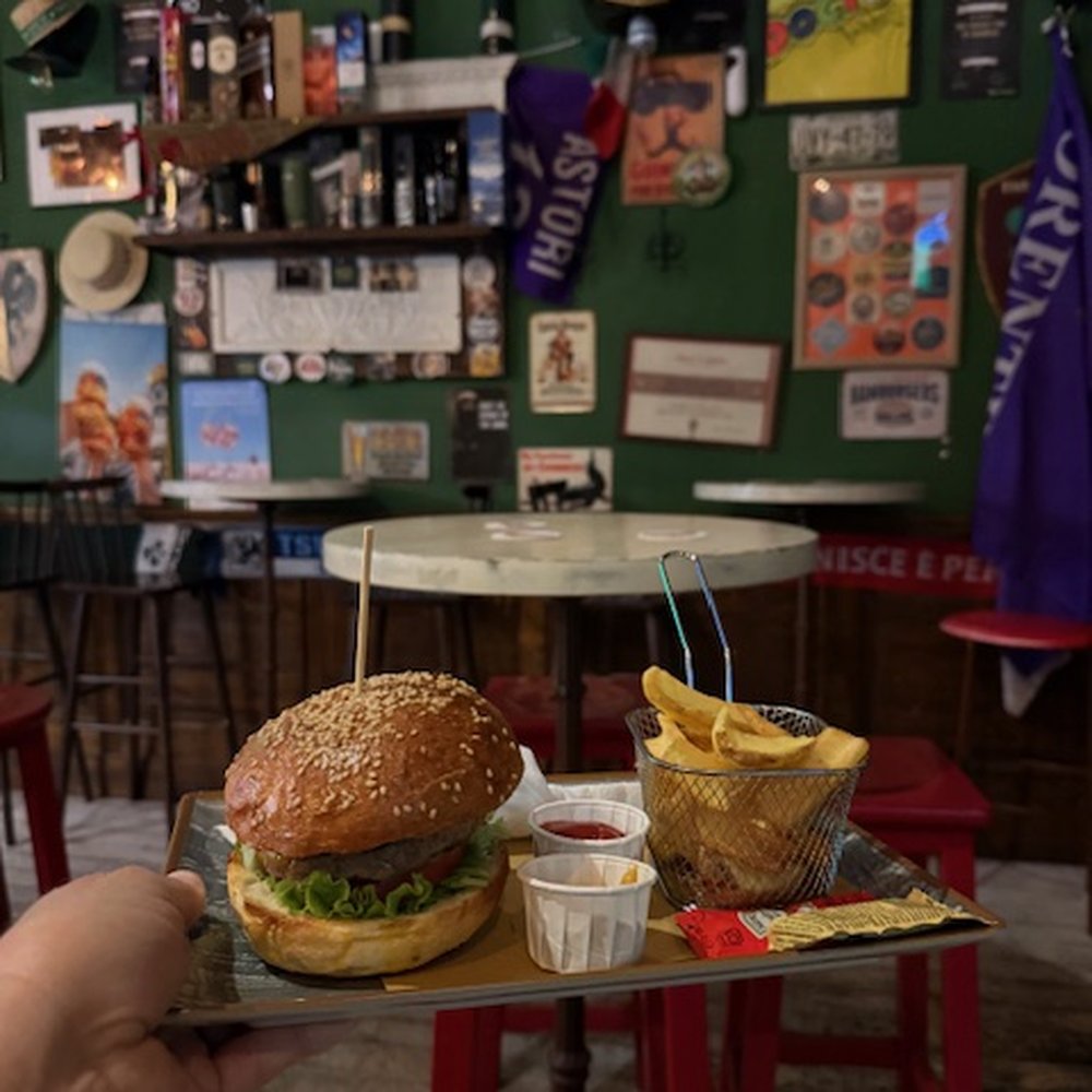 The Florence Irish Pub - Such a good burger. - Irish Pub Near Me - Florence, FI The Florence Irish Pub - Such a good burger. - Irish Pub Near Me - Florence, FI