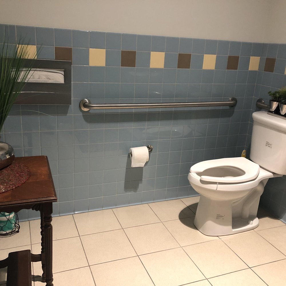 Super cute/ clean restroom Super cute/ clean restroom