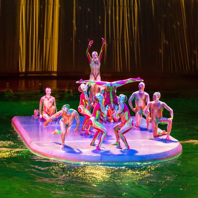 "O" by Cirque du Soleil by null