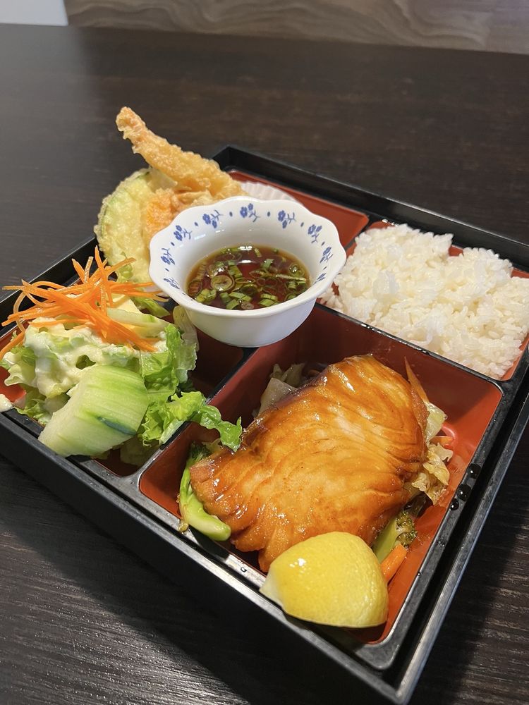 K Sushi Bar and Grill Logo