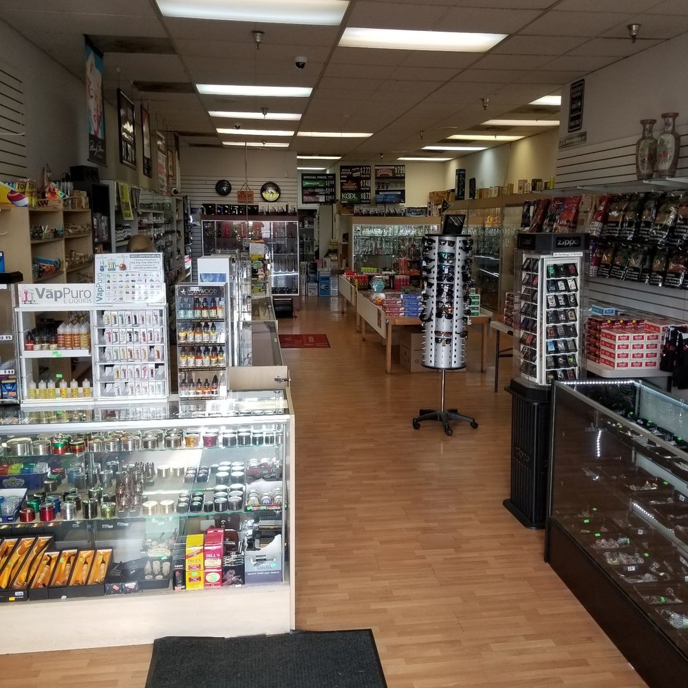 Cigar Land - Entrance - Tobacco Shops Near Me - Covington, Washington