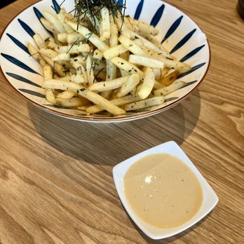 Hello Temaki - Furikake fries - Sushi Bars Near Me - Elk Grove, California