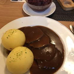 Goldener Adler - Sauerbraten with dumplings and red cabbage
