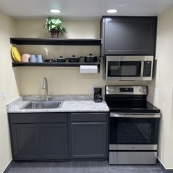 Relax Inn - Full Private Kitchen unit
