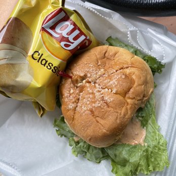 The Downtowner - Grilled chicken sandwich - Sandwiches Near Me - Madison, Indiana