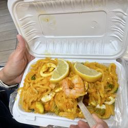Pampanga’s Cuisine - Pancit Palabok