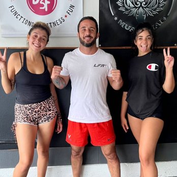 Muay Thai and Box - Need some self-defense classes? Private lessons and group setting available - Muay Thai Near Me Muay Thai and Box - Need some self-defense classes? Private lessons and group setting available - Muay Thai Near Me