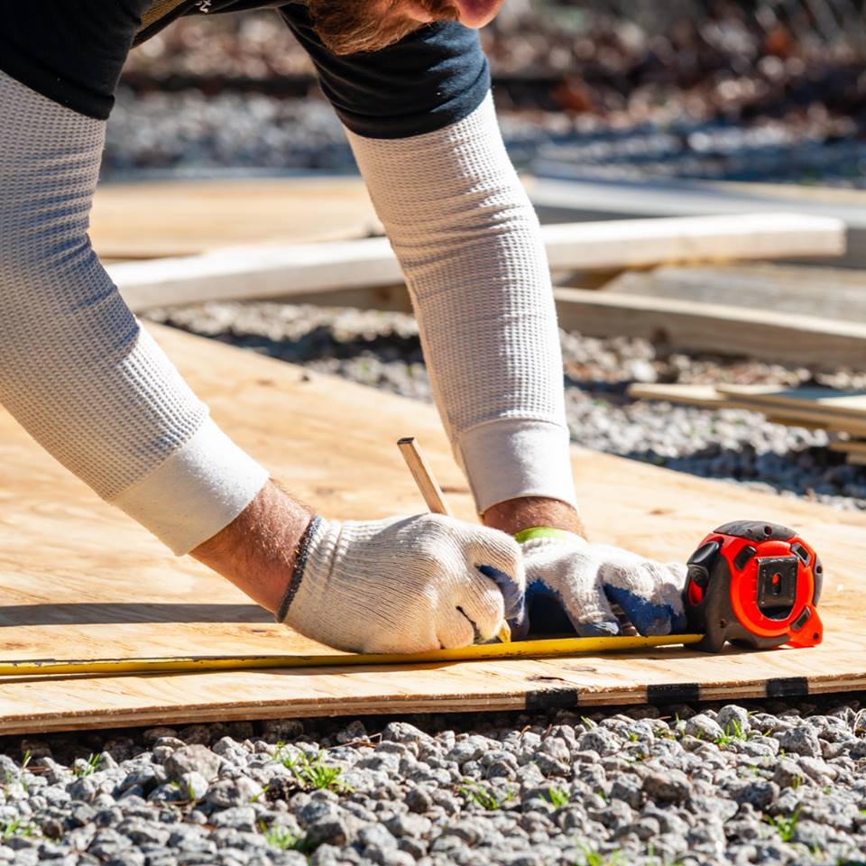 Slide of E-Z Roofing & Construction