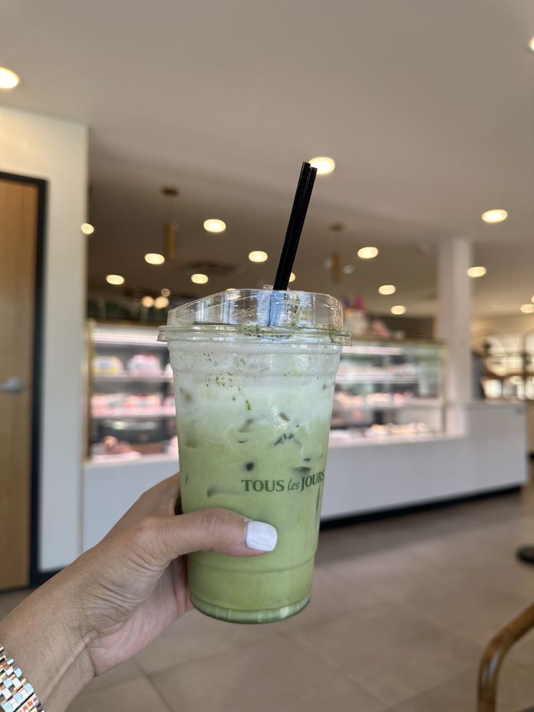 Social spots from Tous Les Jours