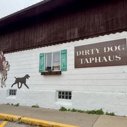 Dirty Dog Taphaus
