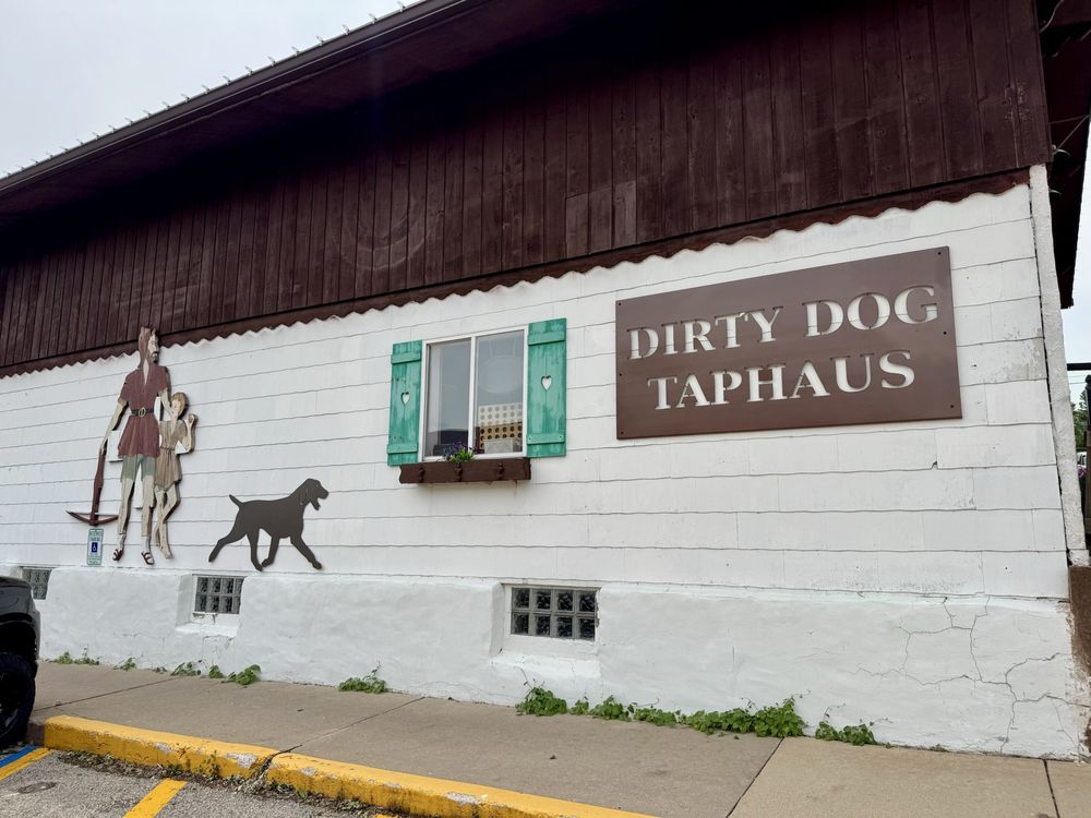 Dirty Dog Taphaus