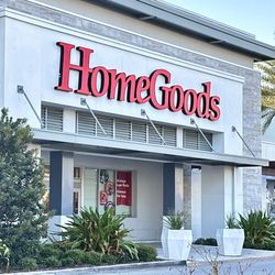 Homegoods Store - Let's go in for all the "ah-May-zing" deals! LOVE the Jacksonville Beach location. Here's hoping ƪ(*‿*) we get one in St. Johns.