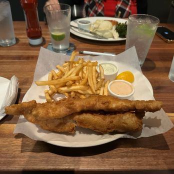 Yard House - Fish & Chips - New American Near Me - Rancho Mirage, California Yard House - Fish & Chips - New American Near Me - Rancho Mirage, California