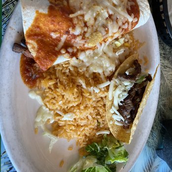 La Pinata - Dayton - burrito and taco lunch combo - Mexican Near Me - Dayton, Ohio La Pinata - Dayton - burrito and taco lunch combo - Mexican Near Me - Dayton, Ohio