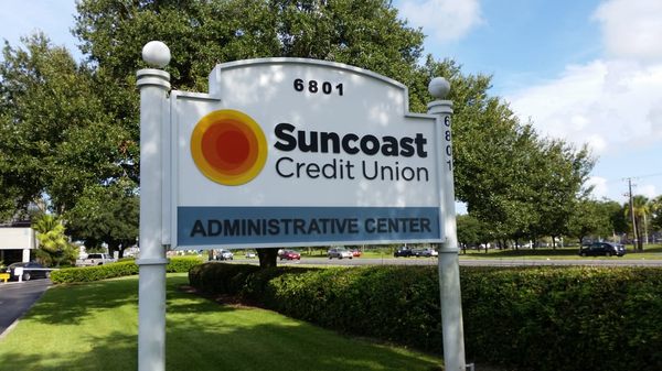 SUNCOAST CREDIT UNION - Updated July 2025 - 13 Photos - 2325 Santa - Suncoast Federal Credit Union Cape Coral