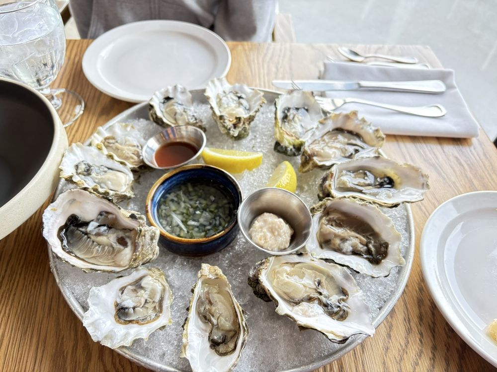 Nanoose Bay Cafe Logo