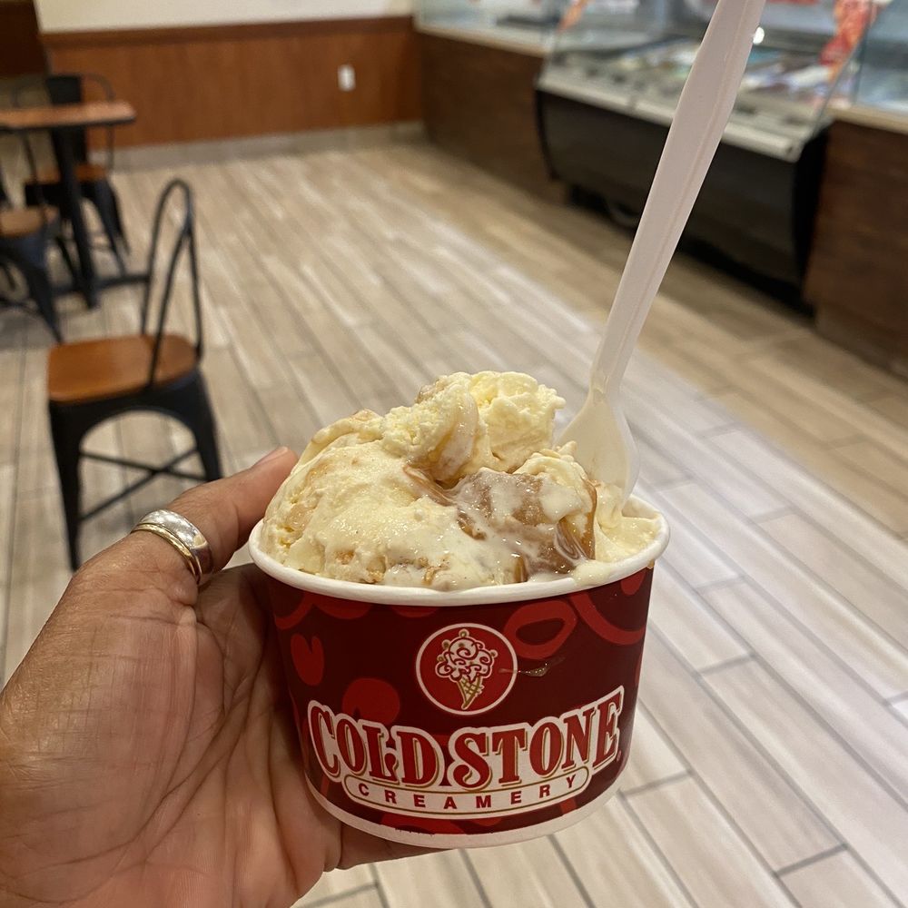 Apple Pie a la Cold Stone. Apple Pie a la Cold Stone.