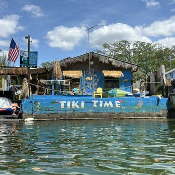 Get Up And Go Kayaking - Weeki Wachee - Rafting/Kayaking Near Me - Weeki Wachee, Florida Get Up And Go Kayaking - Weeki Wachee - Rafting/Kayaking Near Me - Weeki Wachee, Florida