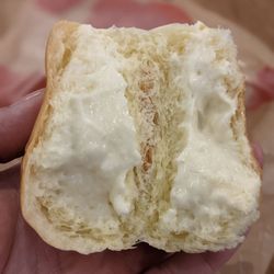 Hattendo Cafe - Cross-section of my apple of my eye bun