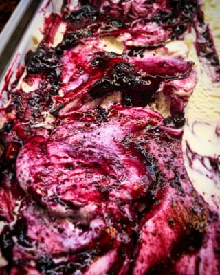 Bizziice ice cream parlor Organic Gelato Sachsenhausen by null