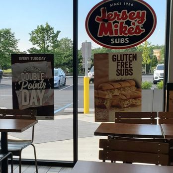 Jersey Mike's Subs - Very nice interior. - Sandwiches Near Me - Whiting, New Jersey