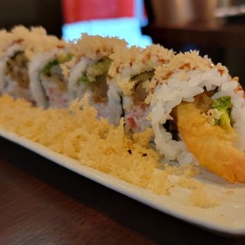 Kimu Sushi - Shrimp Tempura Crunch Roll - Sushi Bars Near Me - Long Beach, California Kimu Sushi - Shrimp Tempura Crunch Roll - Sushi Bars Near Me - Long Beach, California