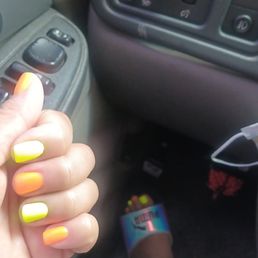 ask for Mimi she is so sweet so kind and she takes her time on your nails she doesn't do a rush job  thank you Mimi I'll be back