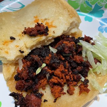 Tacos La Banqueta - worst food ever!1 never again al burnt up paid almos 4.00 for this - Mexican Near Me - Fort Worth, Texas