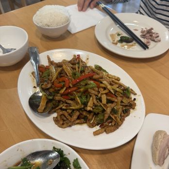 Nanjing Bistro - Stir fried pork with bell pepper and bamboo (spicy!) - Chinese Near Me - Fairfax, Virginia Nanjing Bistro - Stir fried pork with bell pepper and bamboo (spicy!) - Chinese Near Me - Fairfax, Virginia