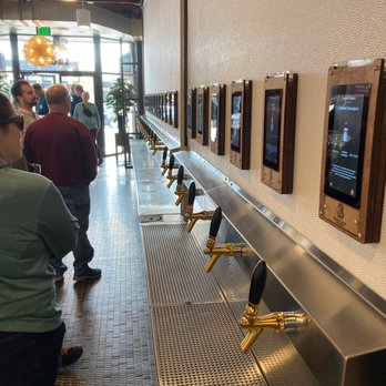 Bear Cave Brewing - Self serve beer!!! - Brewpubs Near Me - Hopkins, Minnesota