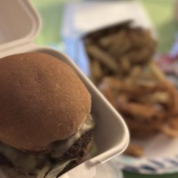 Lounge Burger