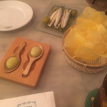 Bodega 1900 - Liquid olives, anchovies and house made chips - Tapas/Small Plates Near Me - Barcelona, B Bodega 1900 - Liquid olives, anchovies and house made chips - Tapas/Small Plates Near Me - Barcelona, B