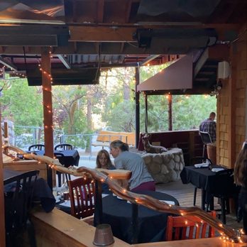 Cafe Aroma - Outdoor seating - Italian Near Me - Idyllwild, California