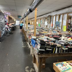 Great Smokies Flea Market - Books anyone? $1 each