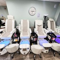 Escape Plus Nails & Kanok Thai Massage