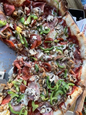 Ridge Pizza NE by null