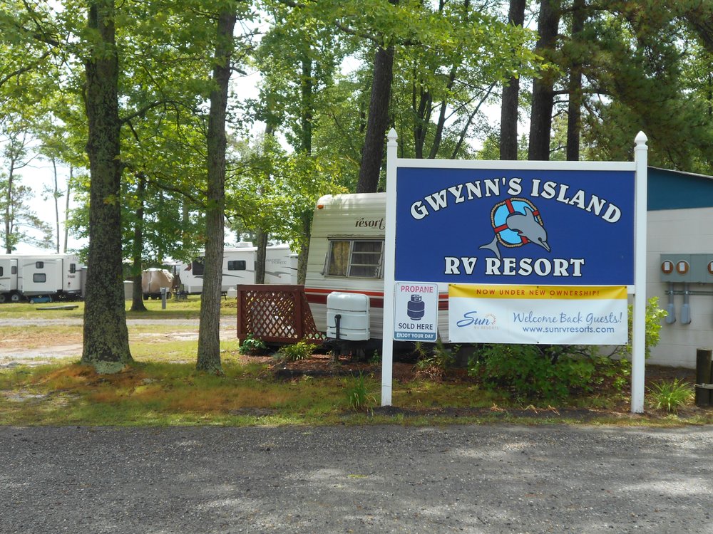 SUN RETREATS GWYNN’S ISLAND 28 Photos 551 Buckschase Rd, Gwynn