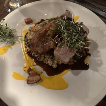 Sawmill Bar & Table - New American Near Me - West Dover, Vermont