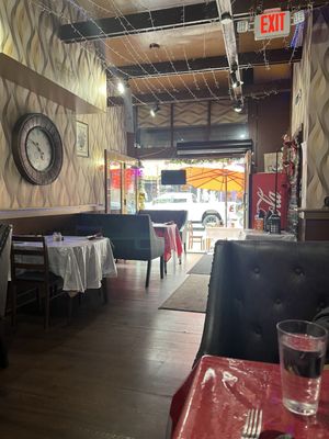 Bon Kif Grill by null