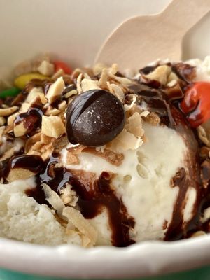 Davey's Ice Cream by null